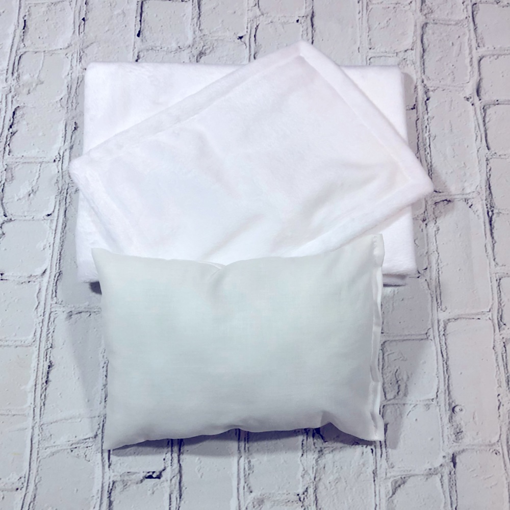 RESERVED @kaelamcguire21 white doll mattress cover